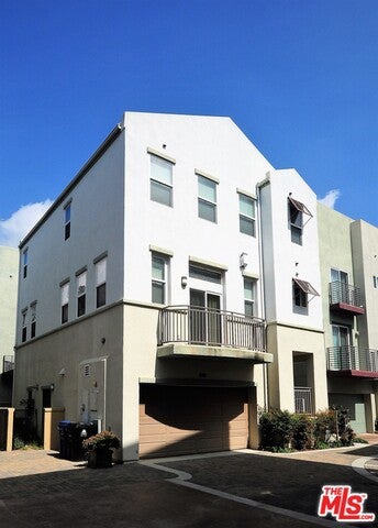 Property photo for 6631 SEABLUFF Drive, #6, Playa Vista, CA