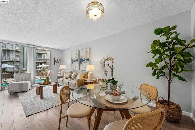 811 York St, #136, Oakland, CA 94610