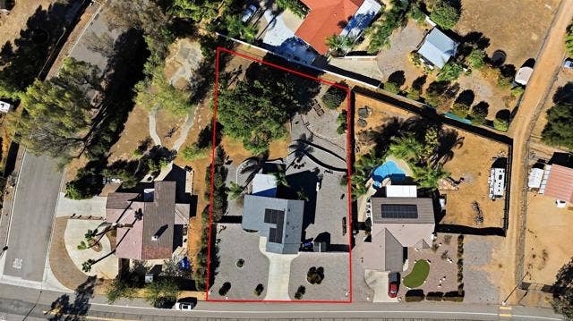 16706 Arena Dr, Ramona, CA 92065