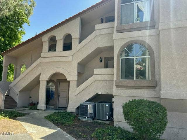 Property photo for 7135 Woodlake AVE, #D, Los Angeles, CA