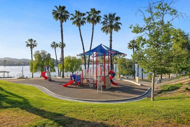 23474 Silver Strike DR, Canyon Lake, CA 92587
