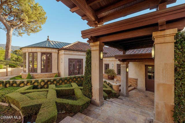 2400 White Stallion RD, Thousand Oaks, CA 91361 IMG_3128