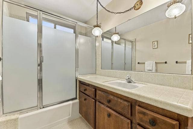590 Elm Tree LN, Fallbrook, CA 92028 590 Elm Tree LN, Fallbrook, CA 92028