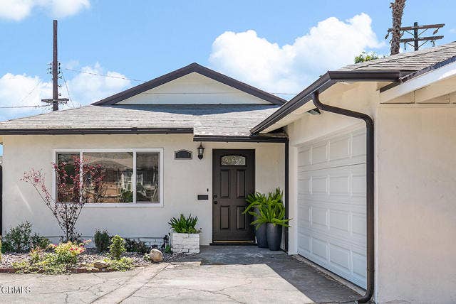 Property photo for 2211 1/8 Casitas Avenue, Altadena, CA