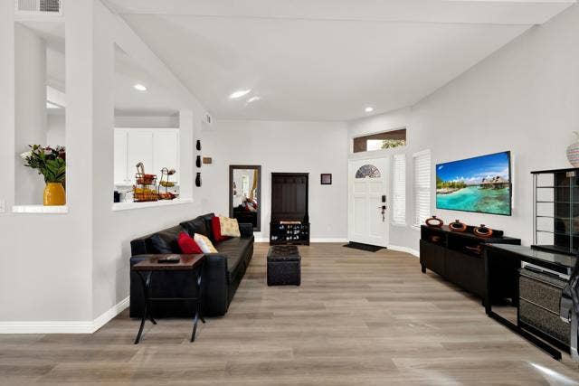 11196 Portobelo Dr, San Diego, CA 92124