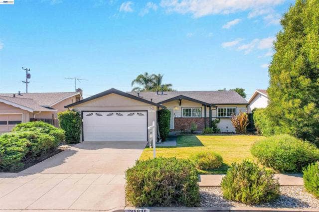 25825 Belhaven St, Hayward, CA 94545 25825 Belhaven St, Hayward, CA 94545