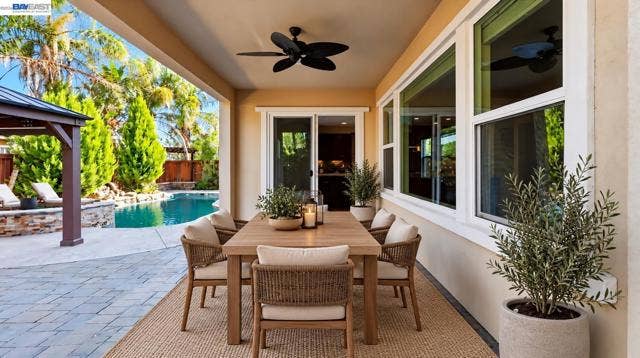 COVERED PATIO OUTDOOR LIVING