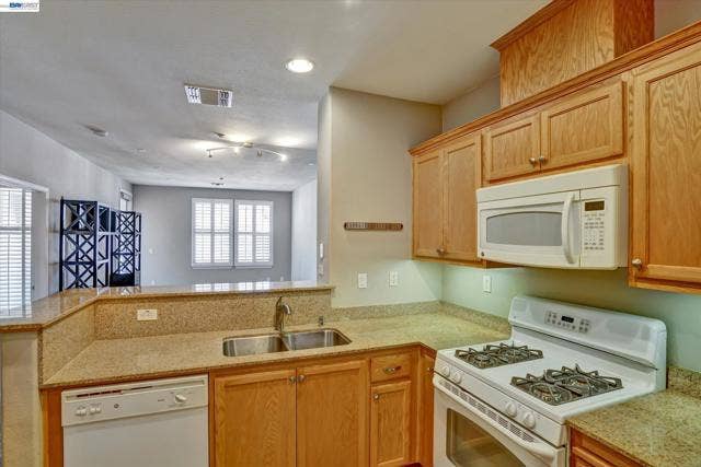 3360 Maguire Way, #431, Dublin, CA 94568