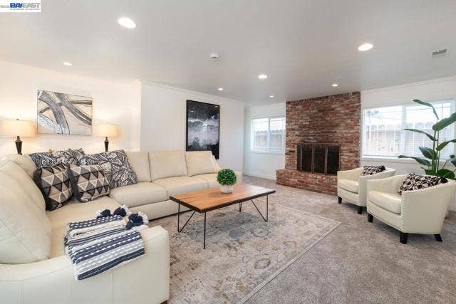 21743 #8 Princeton, Hayward, CA 94541