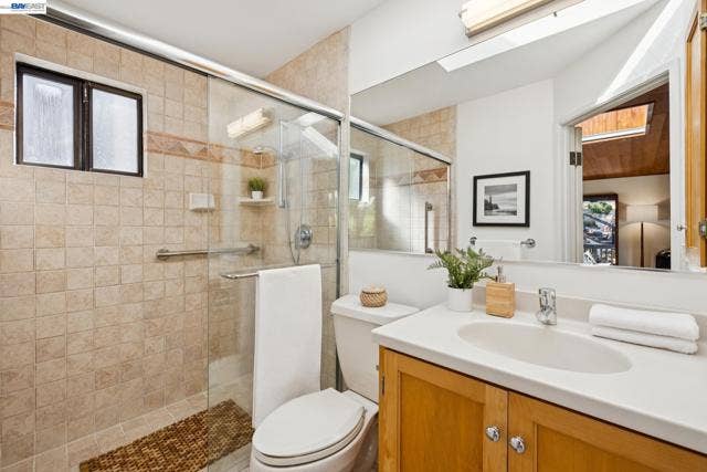 1085 STERLING AVE, Berkeley, CA 94708 1085 STERLING AVE, Berkeley, CA 94708