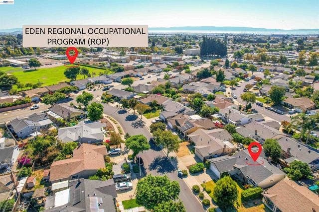25825 Belhaven St, Hayward, CA 94545 25825 Belhaven St, Hayward, CA 94545