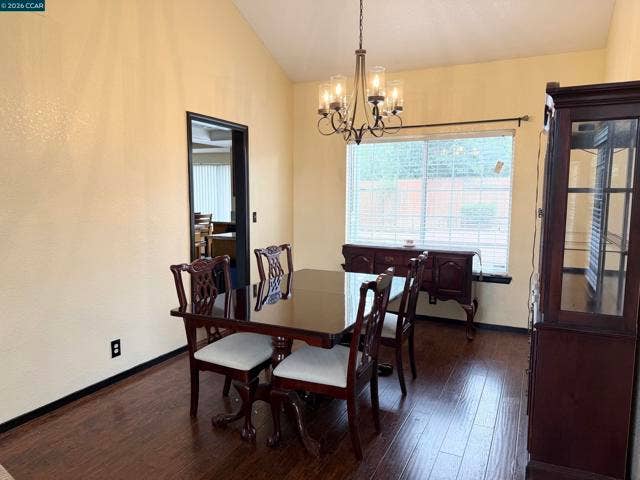 8800 Crusheen Way, Sacramento, CA 95828 Dining Room