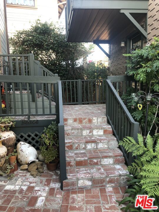 Property photo for 830 E KENSINGTON Road, #5, Los Angeles, CA