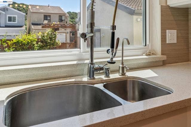28086 Thorup Ln, Hayward, CA 94542