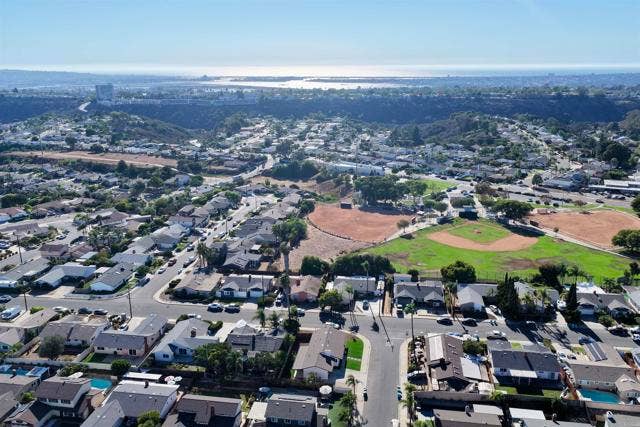 5565 Mount Aconia Way, San Diego, CA 92111 5565 Mount Aconia Way, San Diego, CA 92111