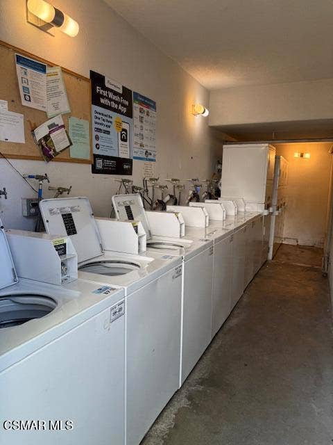 18619 Collins ST, #F7, Tarzana, CA 91356 Community Laundry