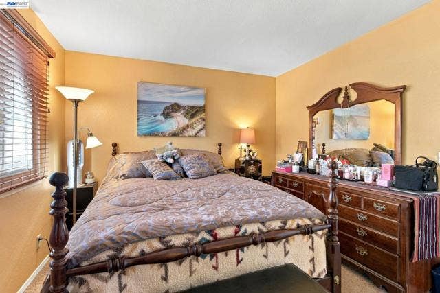 22 John Glenn Cir, Daly City, CA 94015 22 John Glenn Cir, Daly City, CA 94015