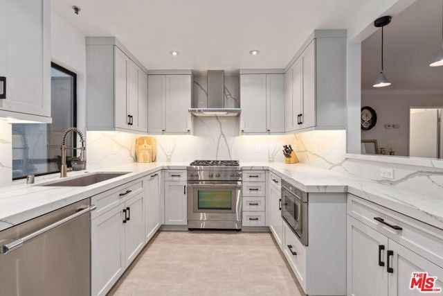 Property photo for 310 Tahiti Way, #105, Marina Del Rey, CA