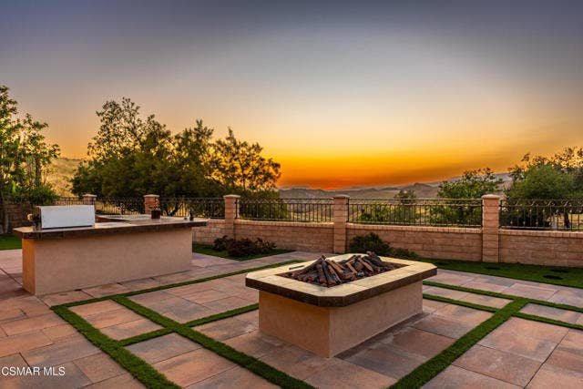3490 Trego Ct Simi Valley-217