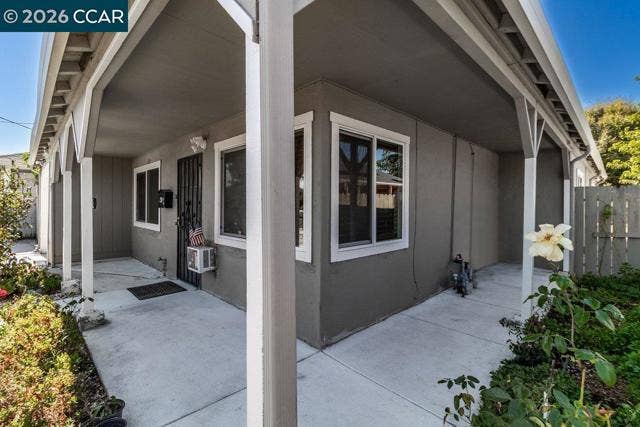 41 Canal Dr, Bay Point, CA 94565