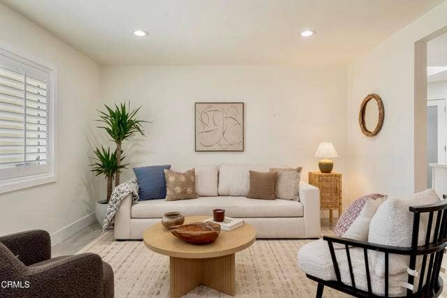 201 San Antonio RD, Arcadia, CA 91007 201 San Antonio #3_ low Res 003