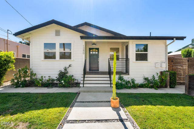 Property photo for 1244 Neola ST, Los Angeles, CA
