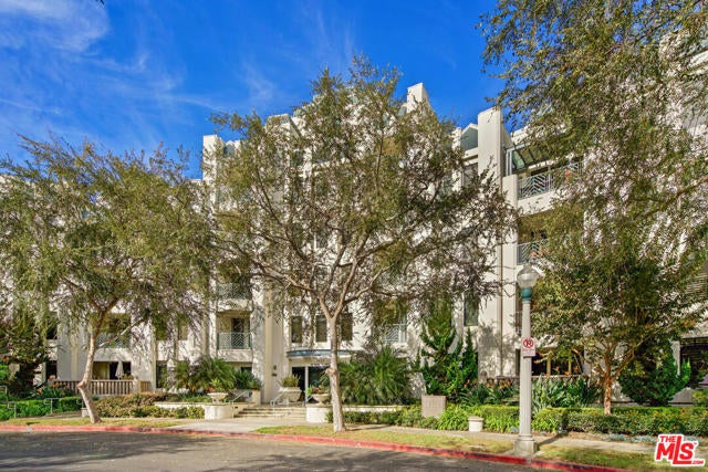 Property photo for 5625 Crescent Park, #327, Playa Vista, CA