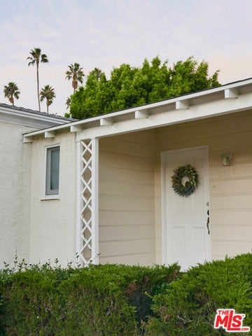 Property photo for 2614 S BENTLEY Avenue, Los Angeles, CA