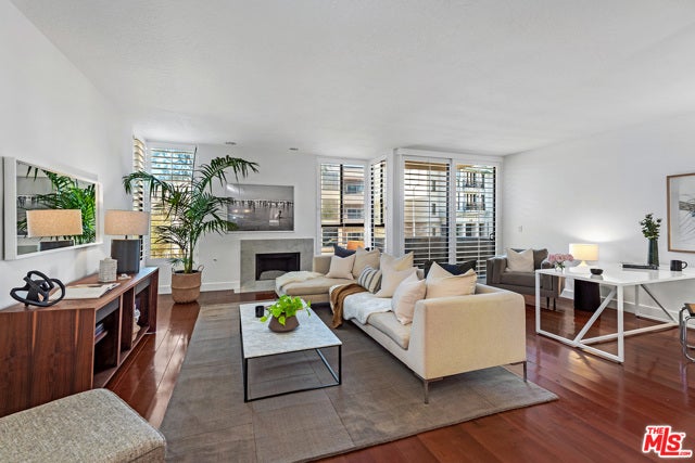 Property photo for 500 S Barrington Avenue, #5, Los Angeles, CA