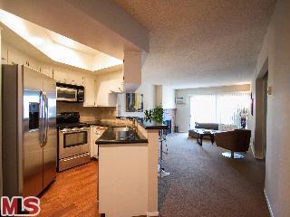 Property photo for 3335 MILITARY Avenue, #I, Los Angeles, CA