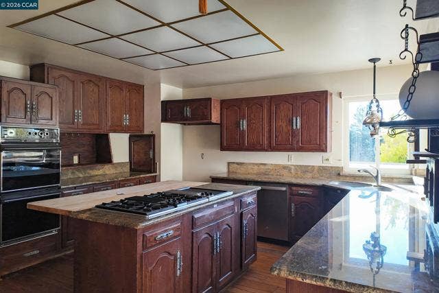 337 Livorna Heights Rd, Alamo, CA 94507
