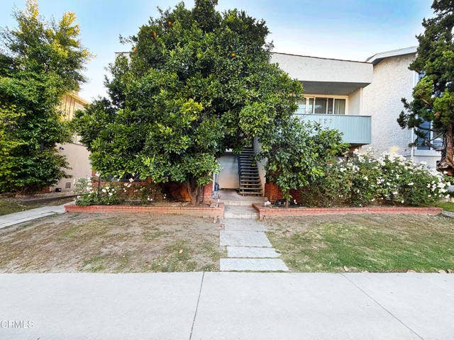 4227 Whitsett AVE, Los Angeles, CA 91604 content (4)