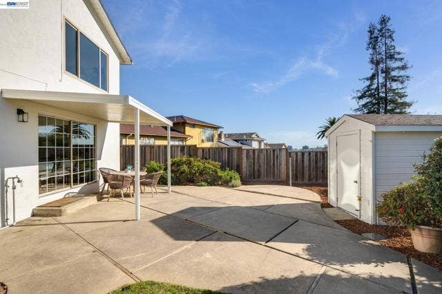 3636 Arcadian Dr, Castro Valley, CA 94546