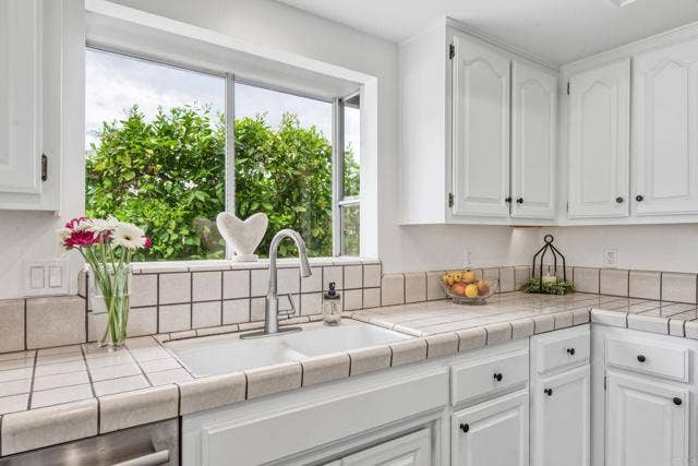 23474 Silver Strike DR, Canyon Lake, CA 92587