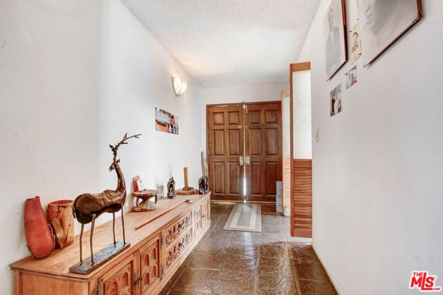 Property photo for 345 E Mendocino Street, Altadena, CA