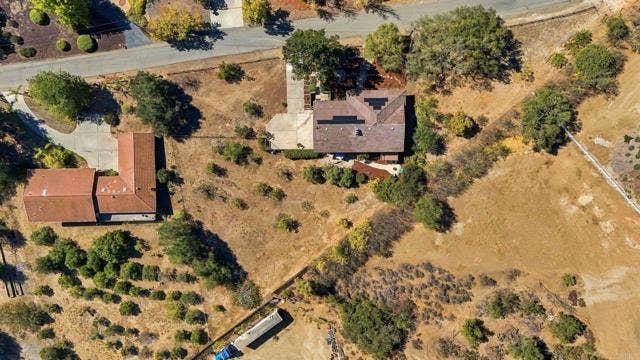 590 Elm Tree LN, Fallbrook, CA 92028 590 Elm Tree LN, Fallbrook, CA 92028