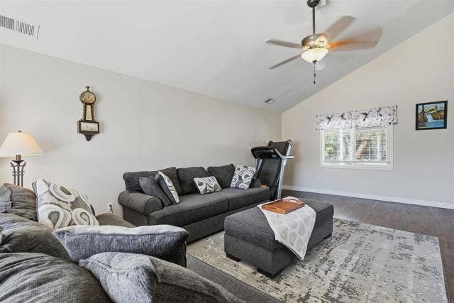 16706 Arena Dr, Ramona, CA 92065