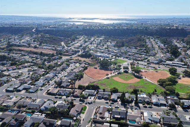 5565 Mount Aconia Way, San Diego, CA 92111 5565 Mount Aconia Way, San Diego, CA 92111