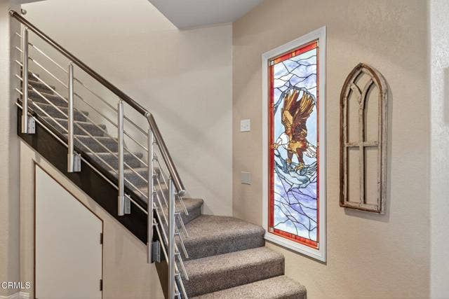 58-web-or-mls-UpmarketMedia-1125Spr-046