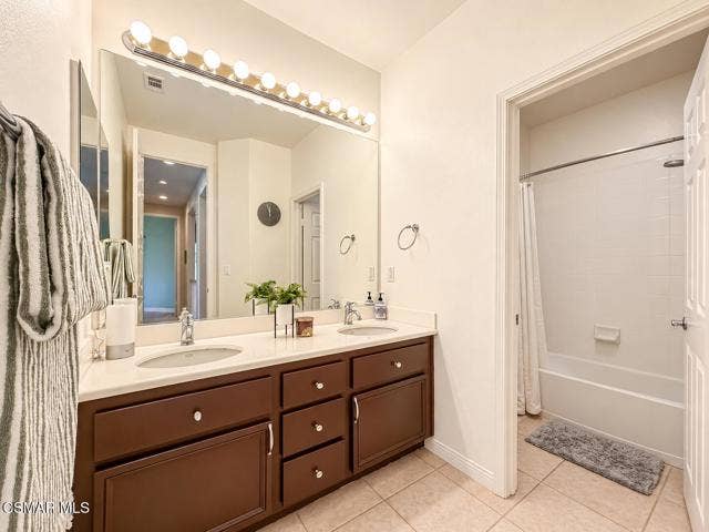 Bright Modern Double-Vanity Bathroom