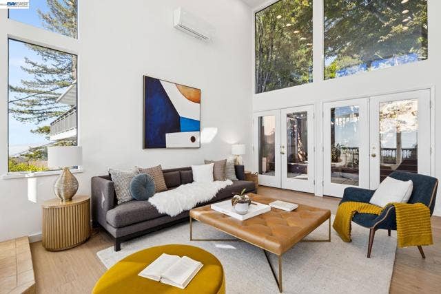 1085 STERLING AVE, Berkeley, CA 94708 1085 STERLING AVE, Berkeley, CA 94708
