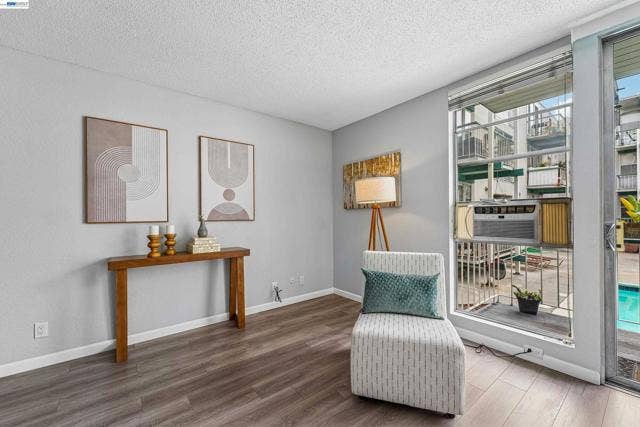 811 York St, #136, Oakland, CA 94610