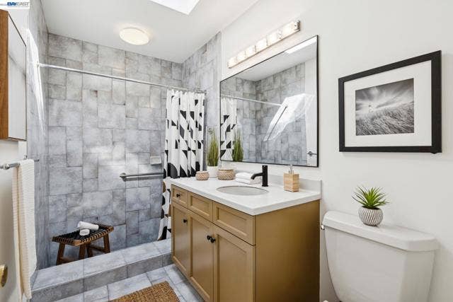 1085 STERLING AVE, Berkeley, CA 94708 1085 STERLING AVE, Berkeley, CA 94708