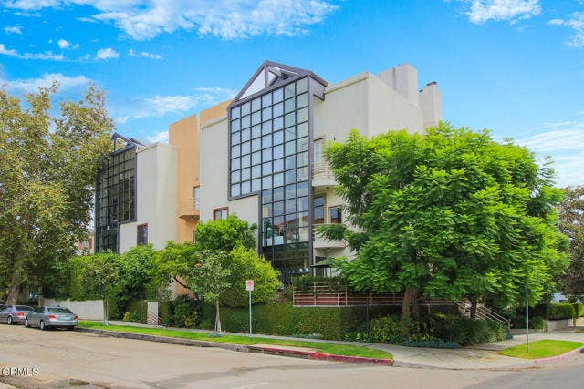 Property photo for 1670 Malcolm AVE, #103, Los Angeles, CA