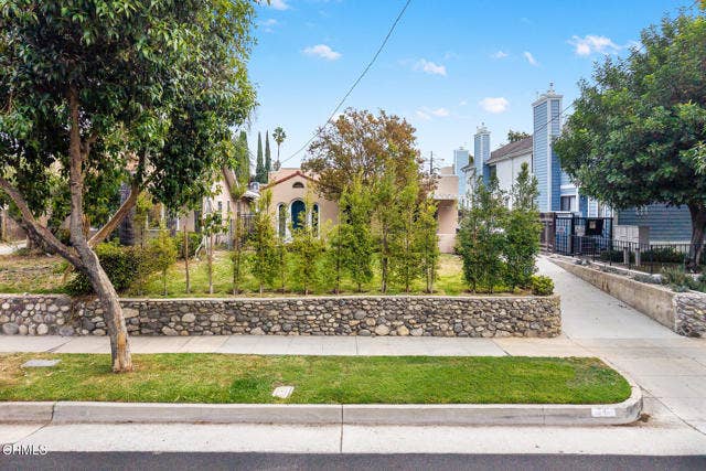 Property photo for 636 640 N Wilson AVE, Pasadena, CA