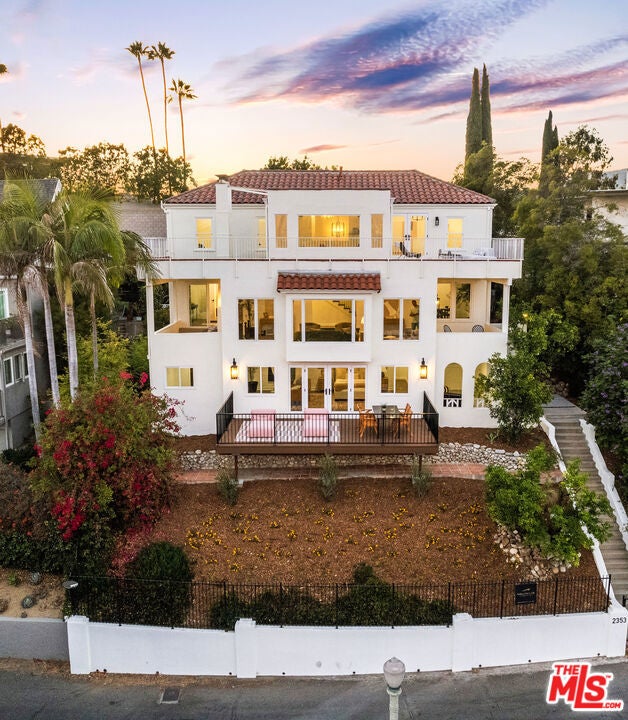 Property photo for 2356 Allview Terrace E Drive, Los Angeles, CA