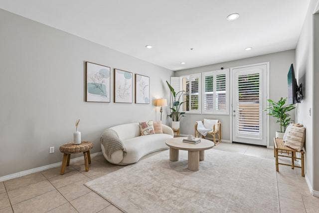 6977 Brass Pl, Carlsbad, CA 92009