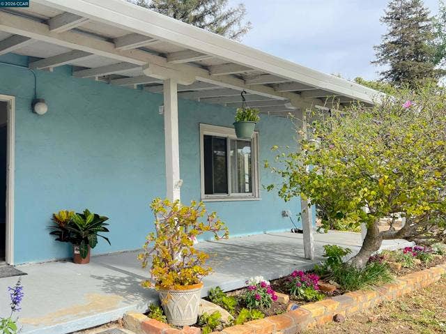 2340 Ranchito Dr, Concord, CA 94520