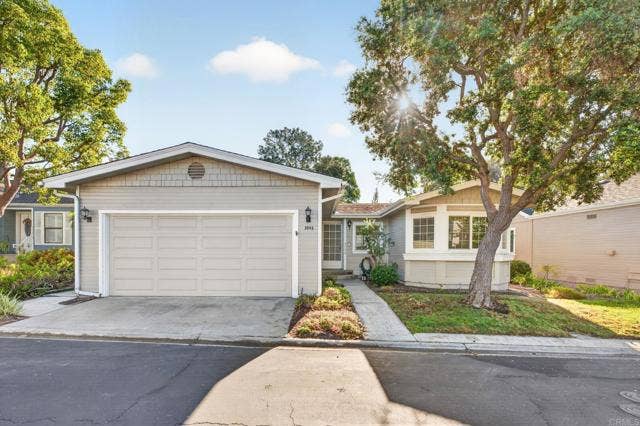 3502 Amber LN, Oceanside, CA 92056