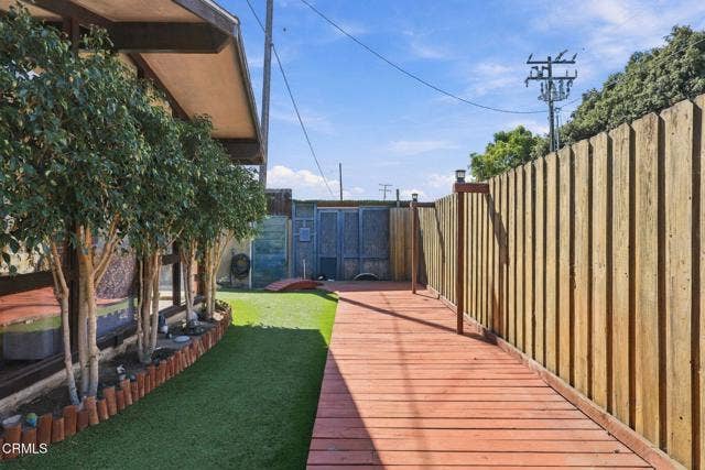 34-web-or-mls-034 - 3899 Maple St